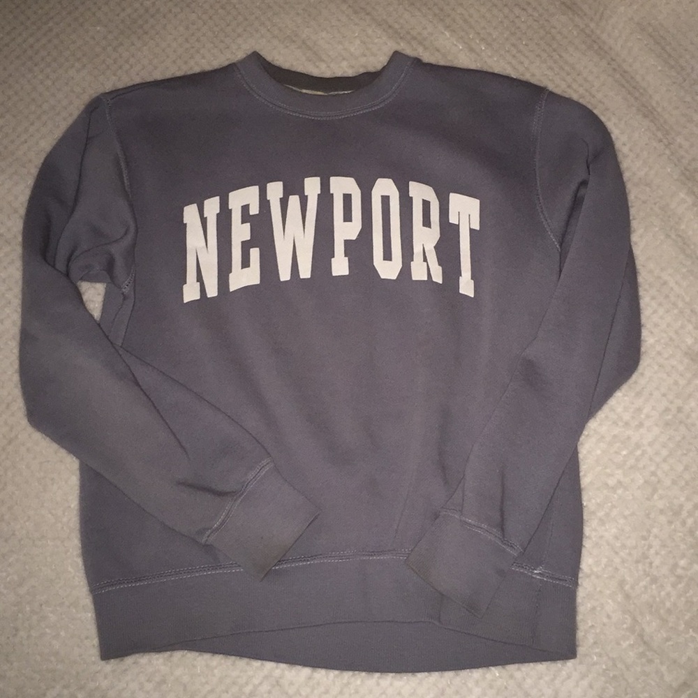 brandy melville newport sweatshirt